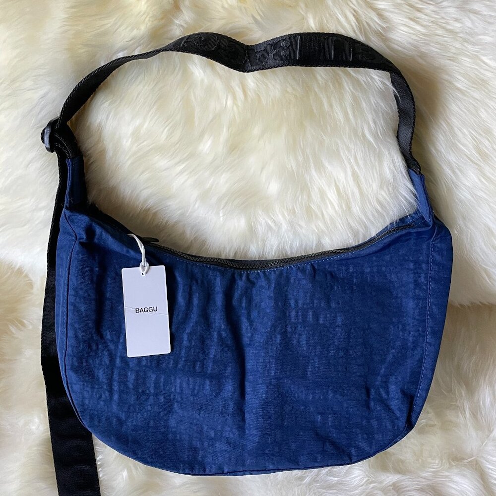 NWT Baggu Crescent Bag Medium - Marine Blue